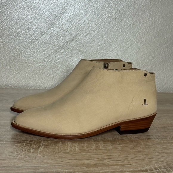 Lucchese Shoes - Lucchese Women’s 9.5B Kate Goat Size Zip   Sand Low Ankle Boots Western Boho